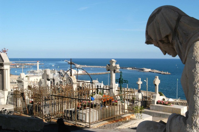 Le cimetière marin - Морское кладбище