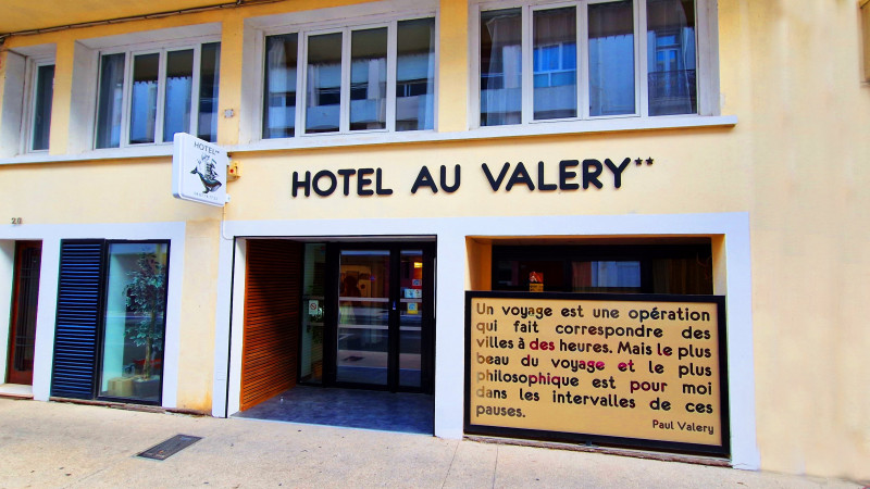 HOTEL AU VALERY - SETE - EXTERIEUR - LOGO HOTEL