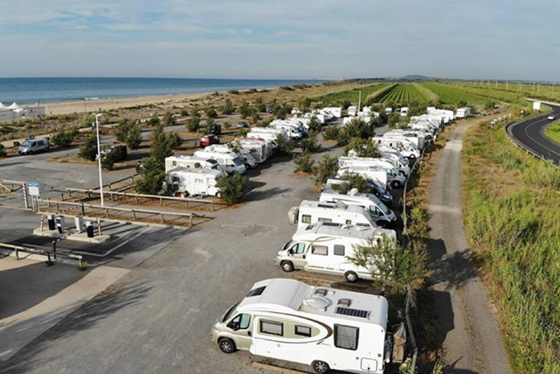 AIRE DE STATIONNEMENT CAMPING CAR DES 3 DIGUES