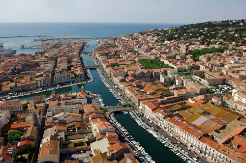 Vue-aérienne-canaux-Sète