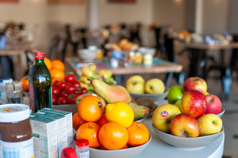 hotel-sables-or-petit-dejeu