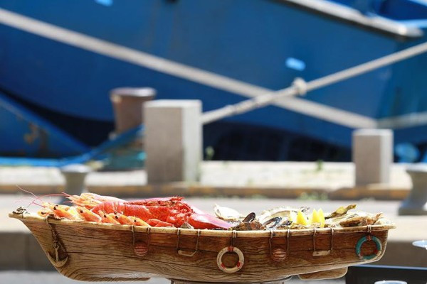 restaurant-la-calanque-sete-plateau-fruits-de-mer1