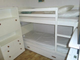 Cabine avec lit superposé