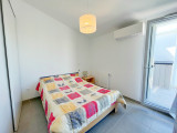 chambre avec lit pour deux personnes