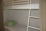 Cabine avec lit superposé