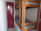 Cabine avec des rangements