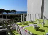 Loggia avec vue sur la mer