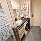 _lv_images__lot_0000000459_08_18689288