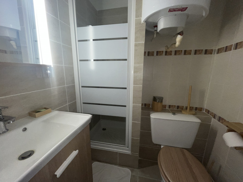 20251013_130445421_iOS