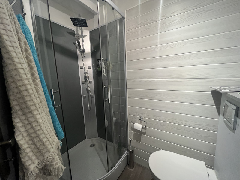 20251215_095252741_iOS