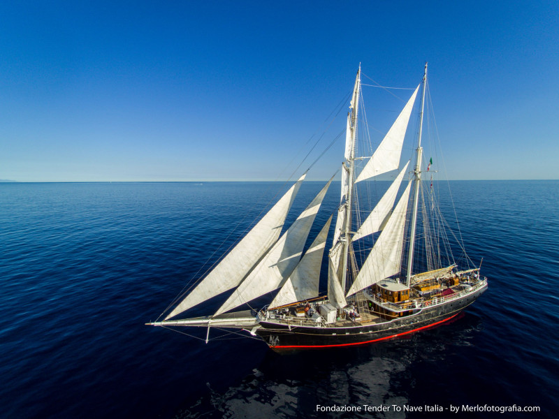 42093-naveitalia2-18954543 42093-naveitalia2-18954543