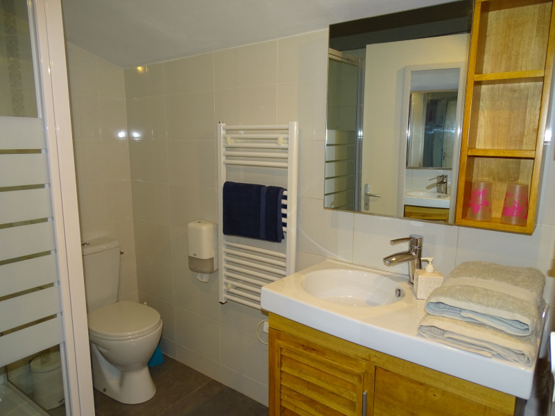 CHAMBRE D'HOTE SETE ESCALE TRANQUILLE SOUS L'OLIVIER