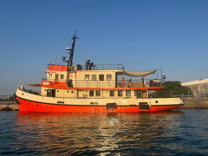 HEBERGEMENT INSOLITE SETE CHAMBRE D'HOTE VIP MONFALCONE (8)