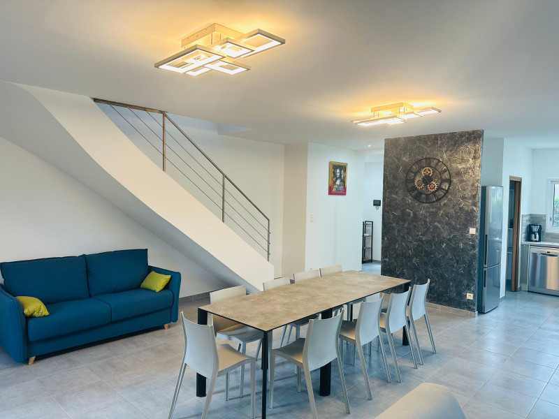 LOCATION SETE VILLA DE VINCI PAGET SYLVIE 25