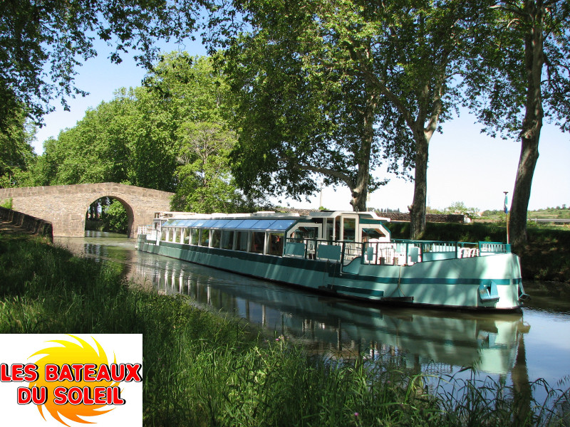 Office de Tourisme Balaruc-les-Bains Croisiere repas sur le Canal du Midi avec les Bateaux du Soleil