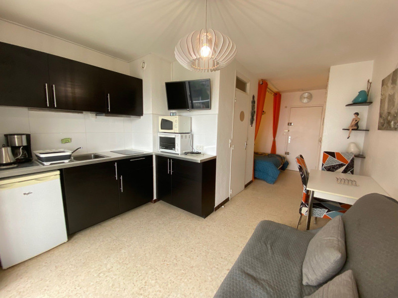 _lv_images__lot_0000000046_10_18903501