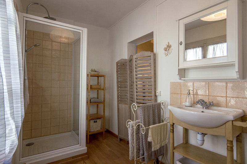 _lv_images__lot_0000000248_04_18096058