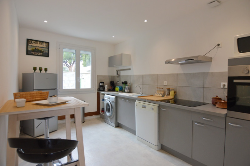 _lv_images__lot_0000000255_03_18463072