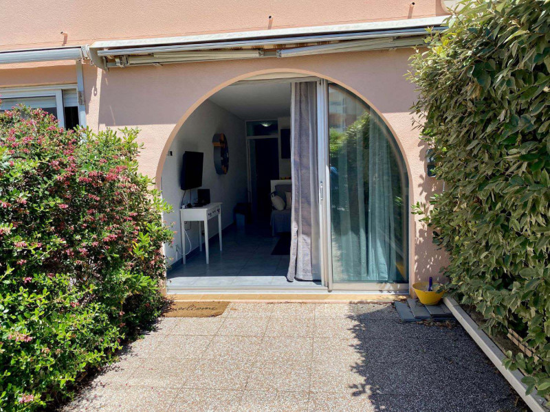 _lv_images__lot_0000000264_14_18058868 _lv_images__lot_0000000264_14_18058868