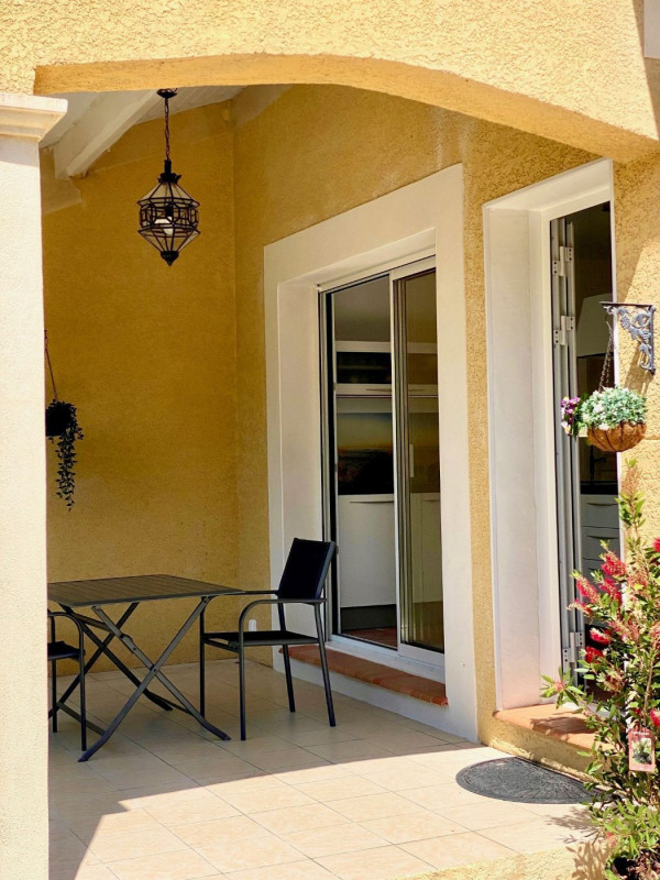 _lv_images__lot_0000000275_11_18448223