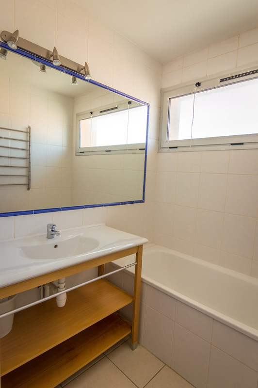 _lv_images__lot_0000000285_04_18751700