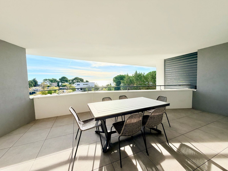 _lv_images__lot_0000000372_01_19299423