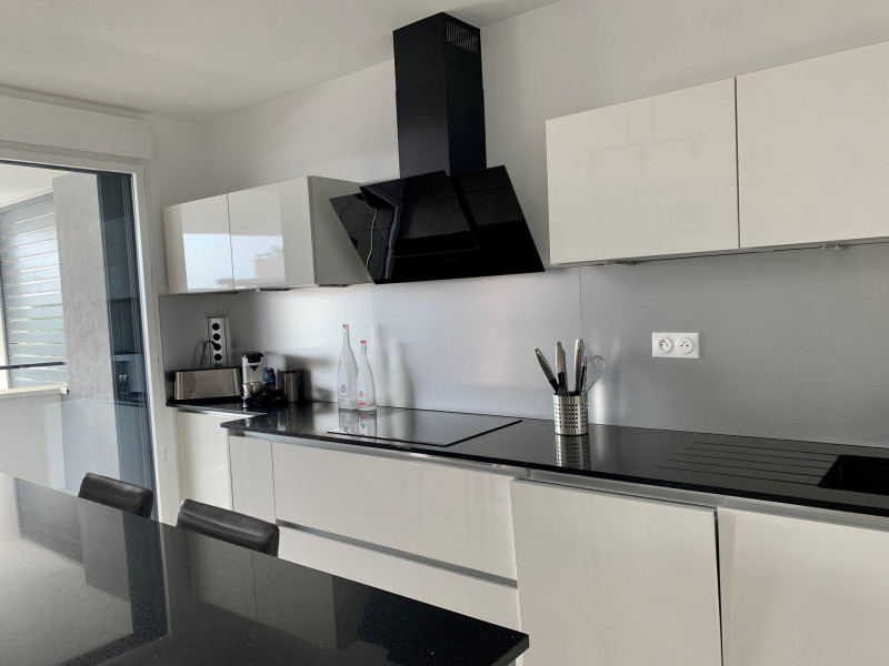 _lv_images__lot_0000000372_04_19198513 _lv_images__lot_0000000372_04_19198513