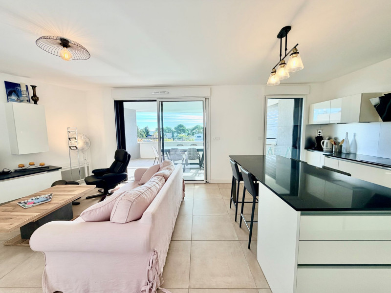 _lv_images__lot_0000000372_09_18380761 _lv_images__lot_0000000372_09_18380761