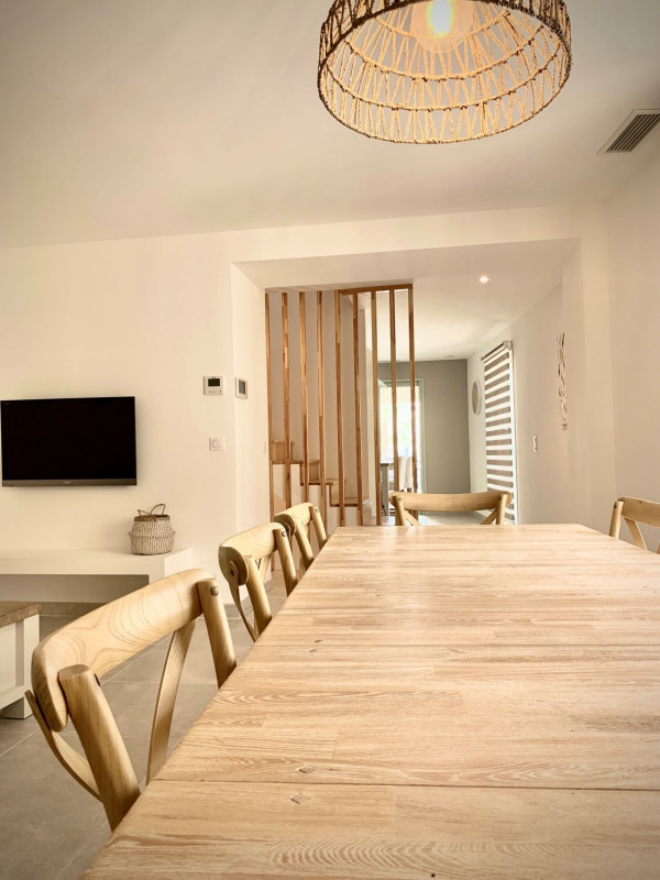 _lv_images__lot_0000000384_05_19355210