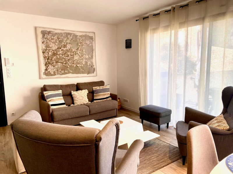 _lv_images__lot_0000000396_13_18883595