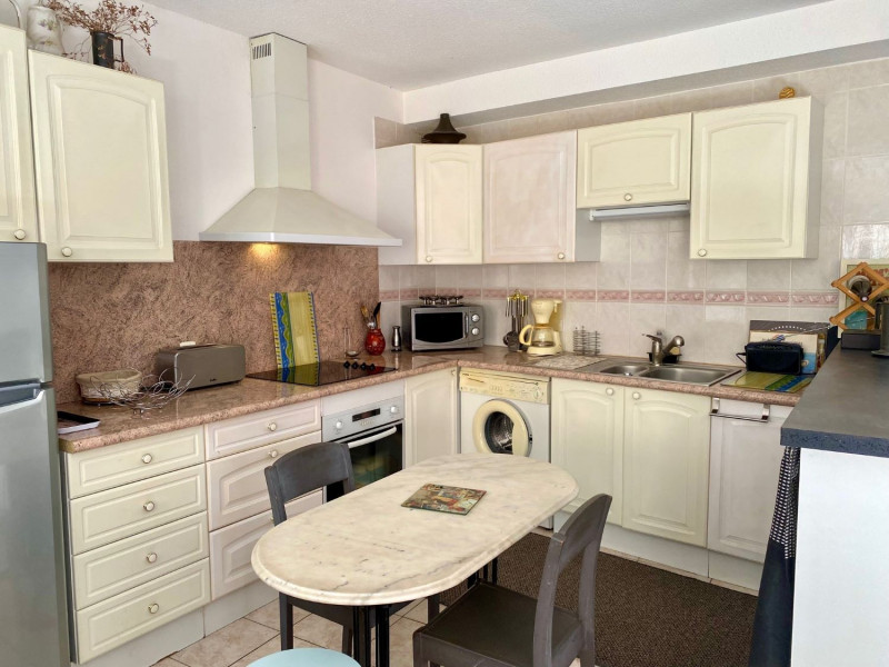 _lv_images__lot_0000000403_04_18982137