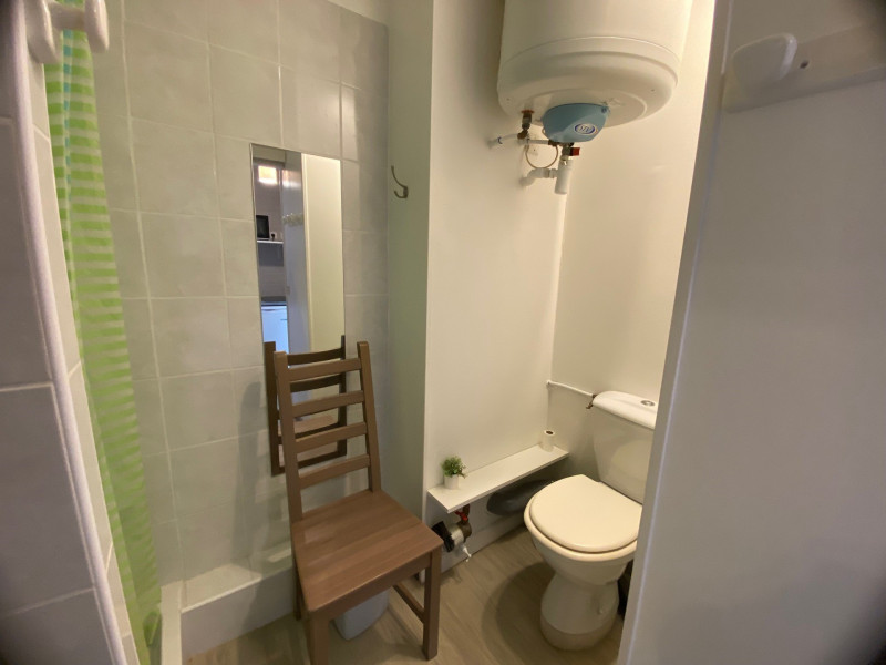 _lv_images__lot_0000000405_04_18417414