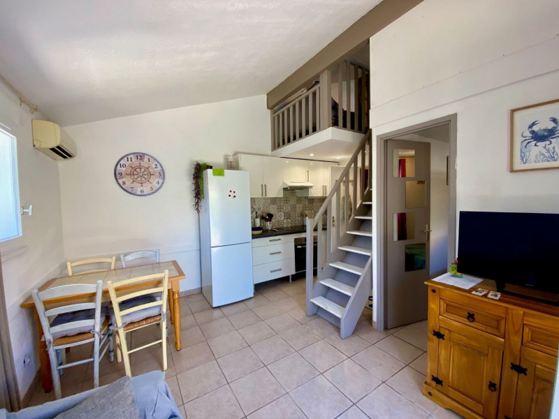 _lv_images__lot_0000000441_04_18321815