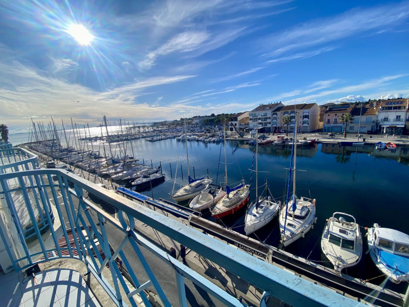 _lv_images__lot_0000000453_01_19128600