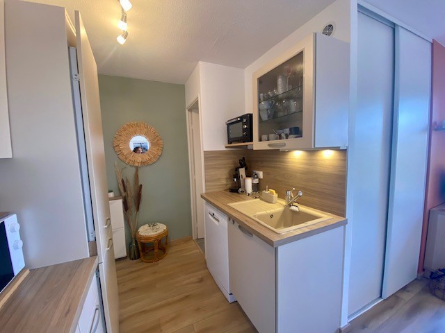 _lv_images__lot_0000000459_08_19362402