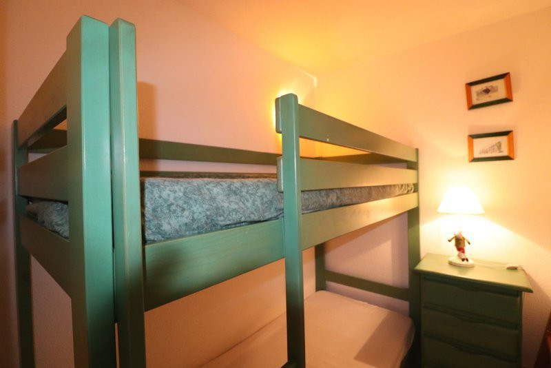 _lv_images__lot_0000001032_06_18496360