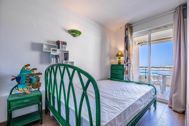 _lv_images__lot_0000001032_06_19160001