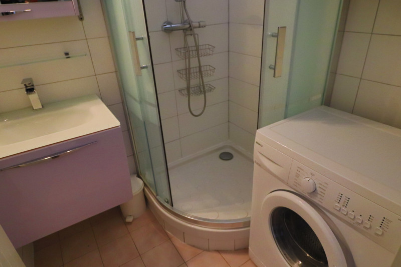 _lv_images__lot_0000001181_08_19049331 _lv_images__lot_0000001181_08_19049331