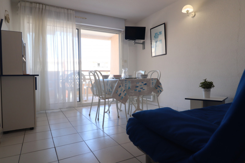 _lv_images__lot_0000001202_02_19090879