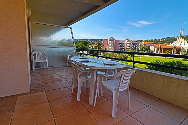 _lv_images__lot_0000001239_06_18340899 _lv_images__lot_0000001239_06_18340899