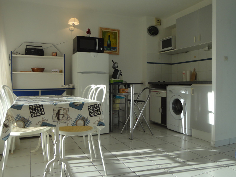 _lv_images__lot_0000001324_02_19182010 _lv_images__lot_0000001324_02_19182010