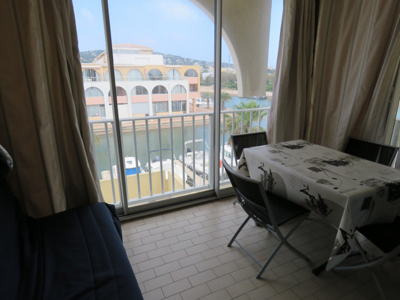 _lv_images__lot_0000002030_02_19042817 _lv_images__lot_0000002030_02_19042817