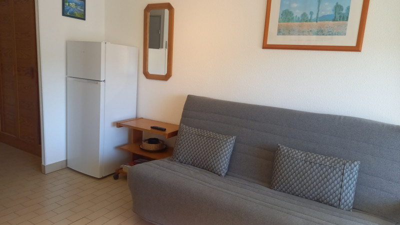 _lv_images__lot_0000002044_06_18371449 _lv_images__lot_0000002044_06_18371449