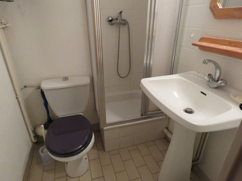 _lv_images__lot_0000002061_08_18408326 _lv_images__lot_0000002061_08_18408326