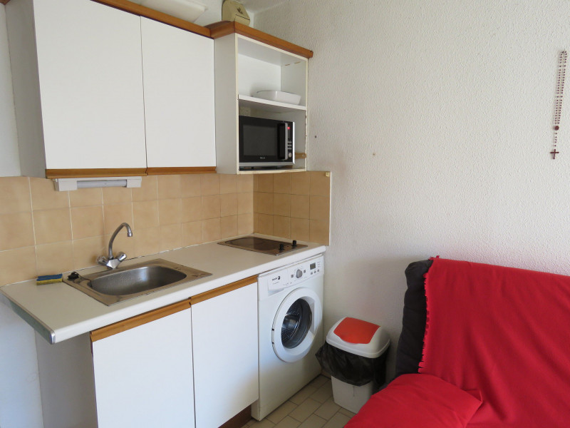 _lv_images__lot_0000002065_05_19001220