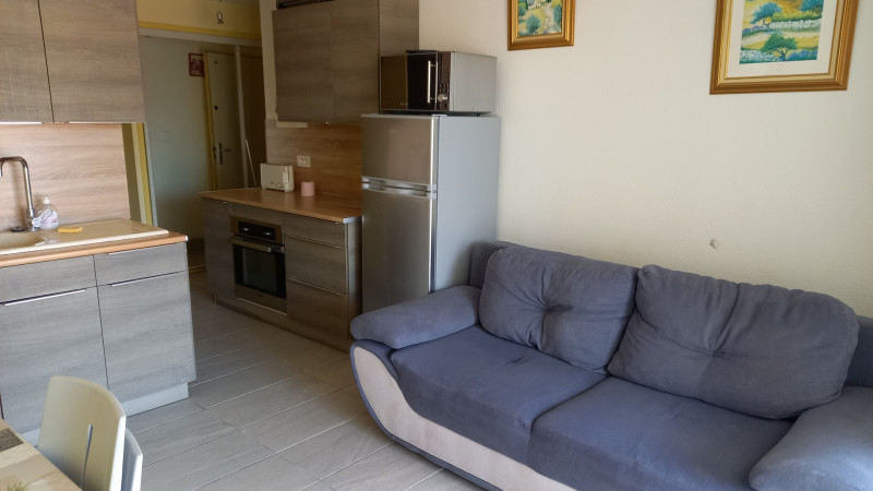 _lv_images__lot_0000002075_05_19215119 _lv_images__lot_0000002075_05_19215119