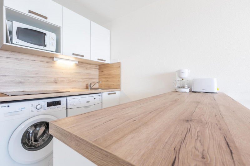 _lv_images__lot_0000002240_06_19194964