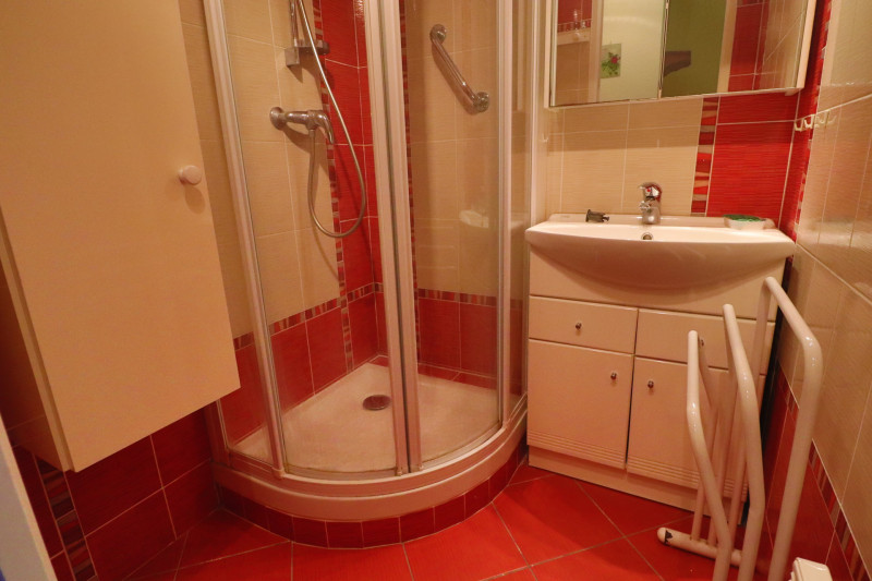 _lv_images__lot_0000002253_12_18620988