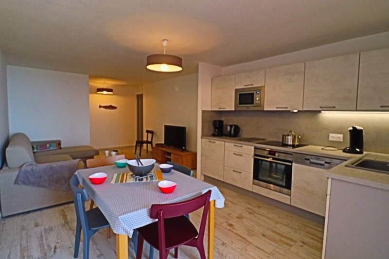 _lv_images__lot_0000002261_02_18525236