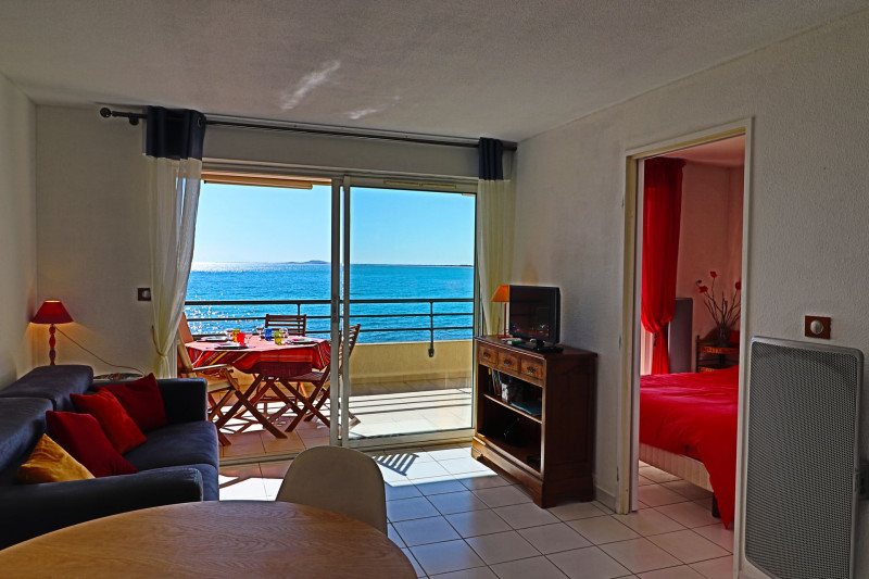 _lv_images__lot_0000002276_02_18880445